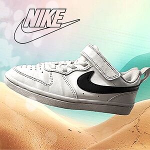 Nike Boy's Court Borough Sneakers